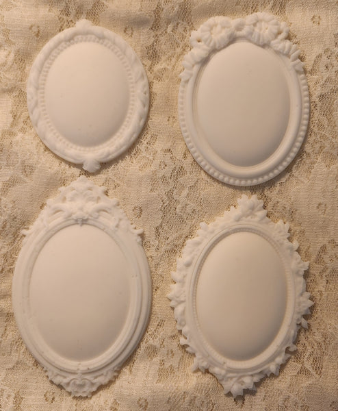 Four Mini Frames