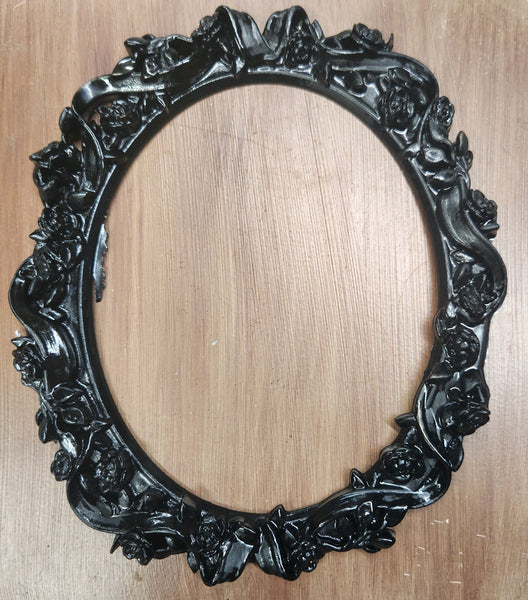 Emlems Medium Rose Swag 7x6 Frame Casting